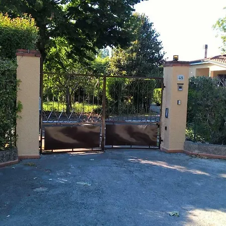 Villa La Casa Noce Pietrasanta